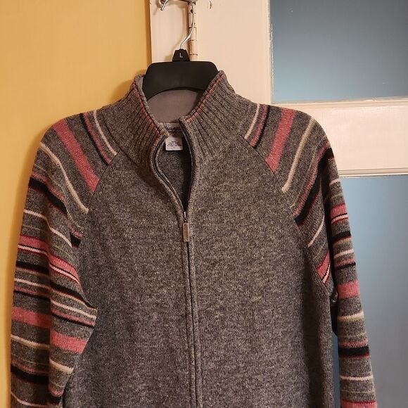 Eddie Bauer Collectibles 100% Lambs Wool Gray Sweater w/ Pink Stripes Size L - Picture 2 of 11
